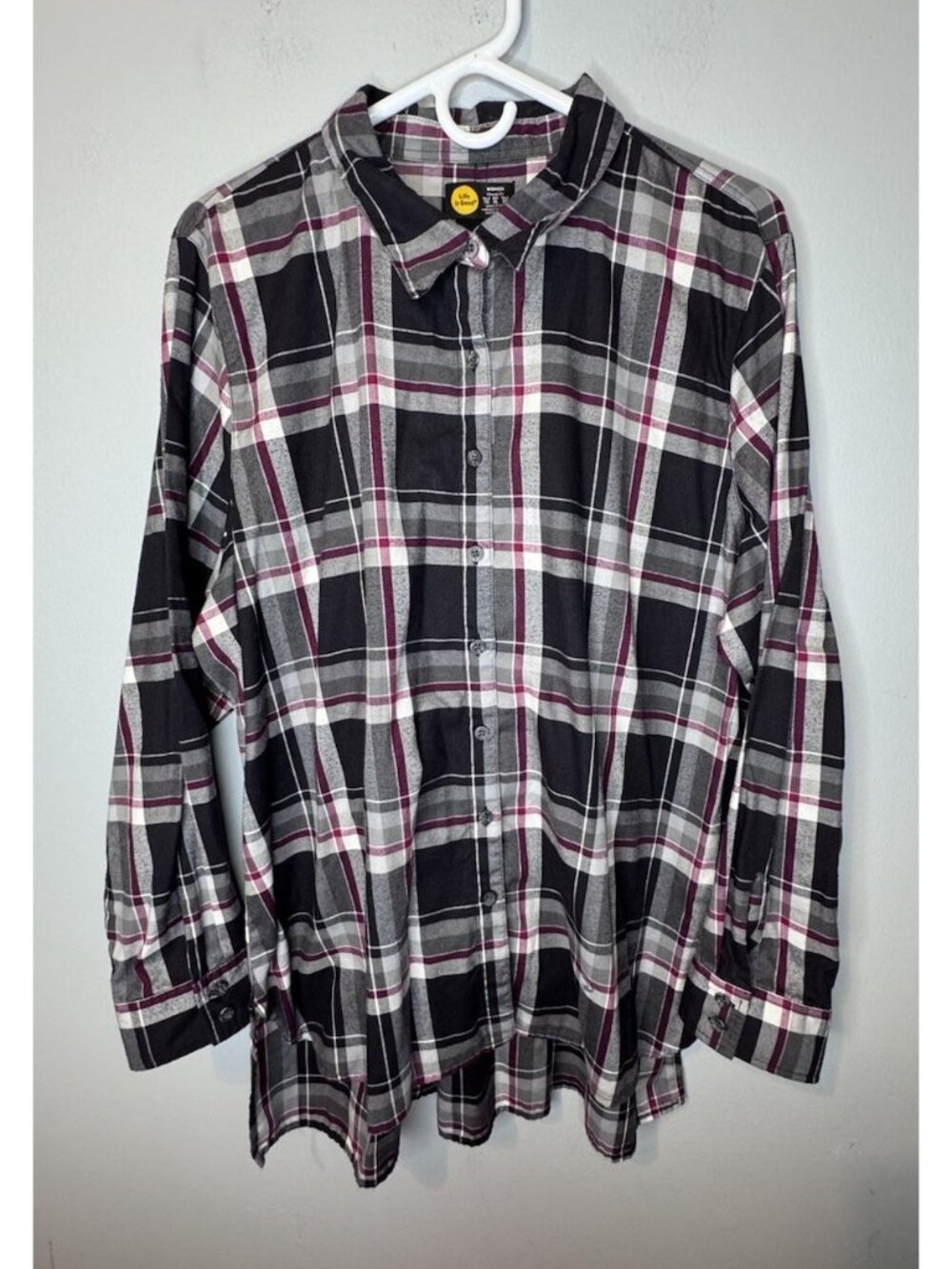 Life Is Good XL Women’s Plaid Long Sleeve Shirt Button Front Black Red
